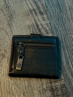 STS Ranchwear Brown Leather Zip Wallet